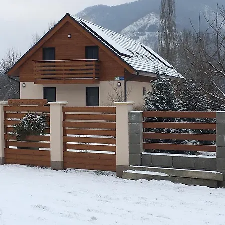 Apartment Dunazug Apartmanhaz Domos