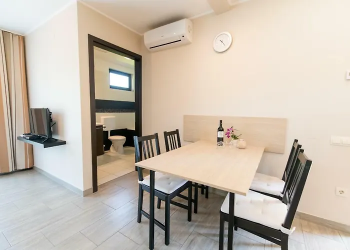 Apartament Dunazug Apartmanhaz Dömös